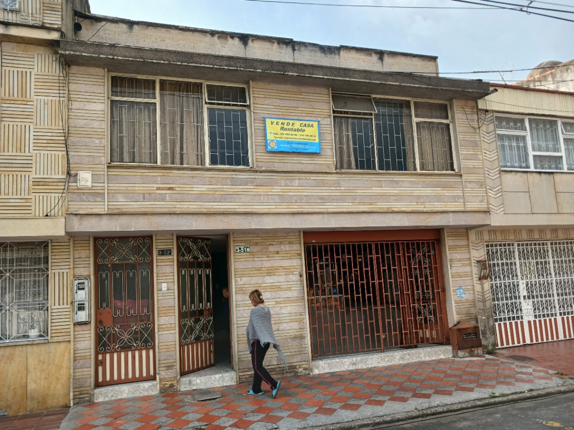 Cra. 15a #3 Sur-1, Bogotá, Colombia 3